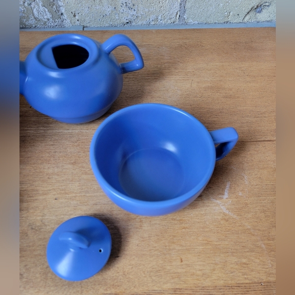 2003 Chantal 'Tea For One' Stacked Ceramic Teapot + Mug 13oz Blue - Picture 6 of 7